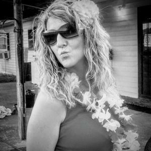 Meet your Posher, Rhonda